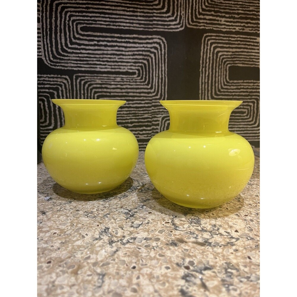 Crate & Barrel 5” Vases Zest Lemon Yellow Thick Glossy Glass Set Of 2